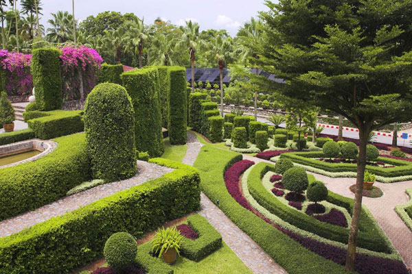 ایجاد فضای سبز و پارک سازی - اراک - پاییز 1404